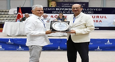 İzBB Spor Kulübü’nde başkanlık değişimi