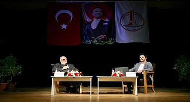 Celal Şengör’ün konferansına salon yetmedi
