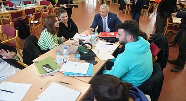 EÜ Merkez Kütüphanesi, dinamik ve yaşayan kütüphane