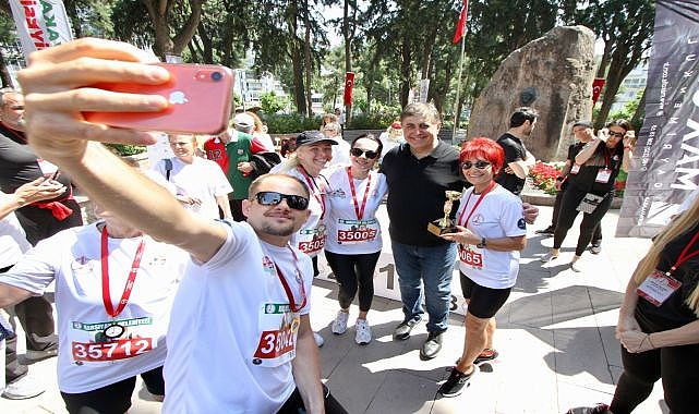 Karşıyaka 29. kez Ata’dan Ana’ya koşuyor