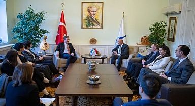 Soyer: “Fuarlar İzmir’de herkese dokunuyor”