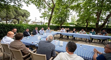 Çiçek üreticisi uluslararası fuar istedi
