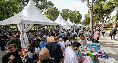 İzmir İZKİTAP Fest’te buluştu