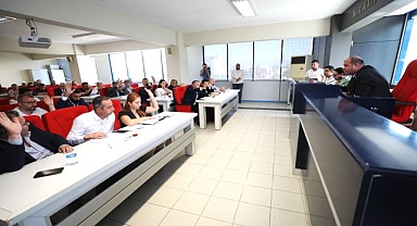 Menderes’te Belediye Meclisi toplandı