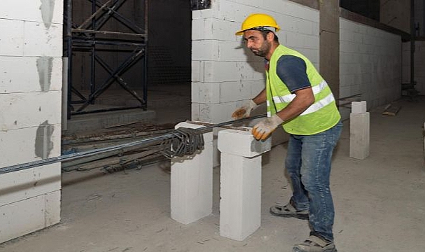 Eşrefpaşa Hastanesi inşaatı beşinci kata ulaştı