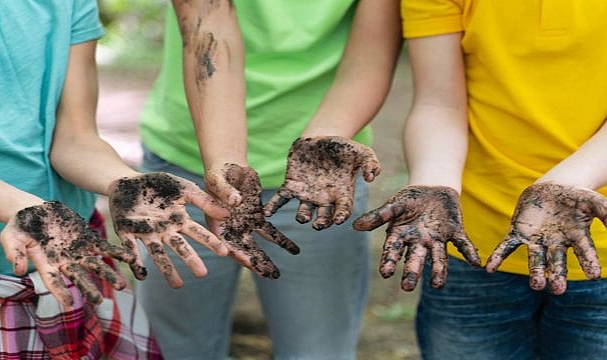 EGEÇEM “Çocuk hakları ve aile eğitimi” kitabı hazırladı