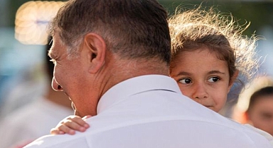 İzmir Büyükşehir öğrencinin yanında
