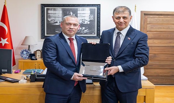 İzmir-Macaristan hattında “kardeş kent” ilişkisinin temelleri atıldı 