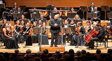 İzmir Oda Orkestrası, unutulmayacak konserlere imza atmaya devam ediyor