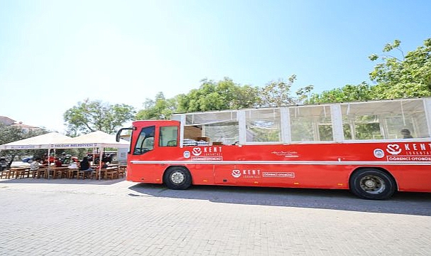 “Kent Lokantası Öğrenci Otobüsü Bir Yaşında: Uygulamaya Yoğun İlgi Sürüyor”