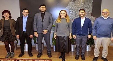 Konak'ta ‘genç’ protokol