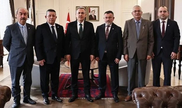 DSP İzmir Yönetiminden Vali Elban’a Ziyaret