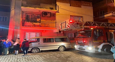 İzmir İtfaiyesi Buca'da yangına müdahale etti