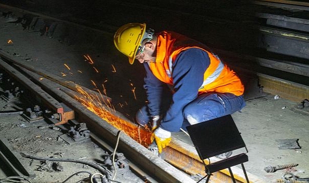 İzmir Metrosu’nda güvenlik için yoğun mesai