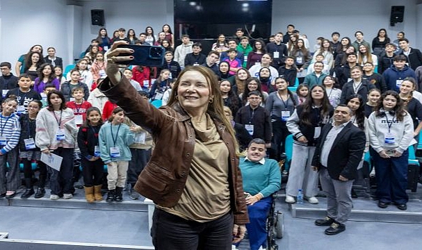 Konak’ın Çocuk Meclisi’nde seçim heyecanı