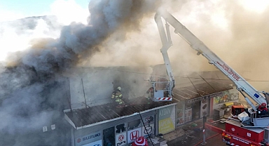 Buca’daki işyeri yangını kontrol altına alındı