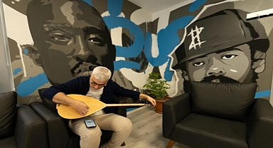 Saz çalan da geliyor rap yapan da