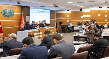 Bornova Belediyesi’nden temizlik atağı