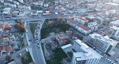 Karşıyaka’da kesintisiz ulaşım için yoğun tempo