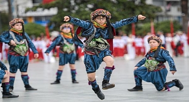 İzmir’de 23 Nisan coşkusu