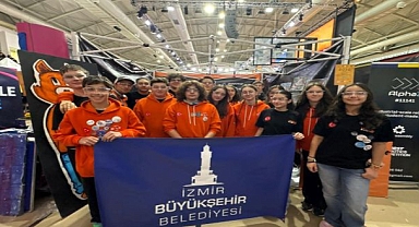 İzmirli gençlerden uluslararası arenada teknoloji zaferi