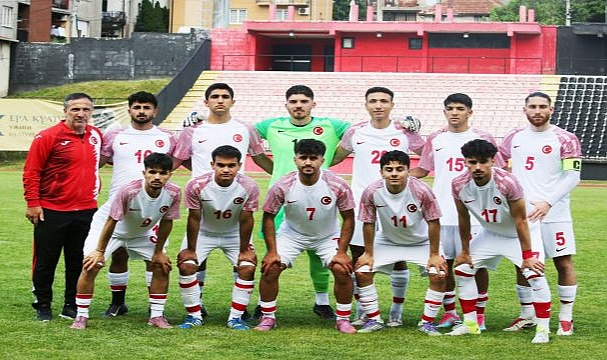 Bergamalı Milli Futbolcu Semih Ayriç Dünya Şampiyonu oldu!