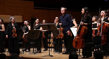İzmir Oda Orkestrası’ndan unutulmaz gece