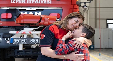 Yangında hayat kurtarıyor, evde oğlunun umudu oluyor