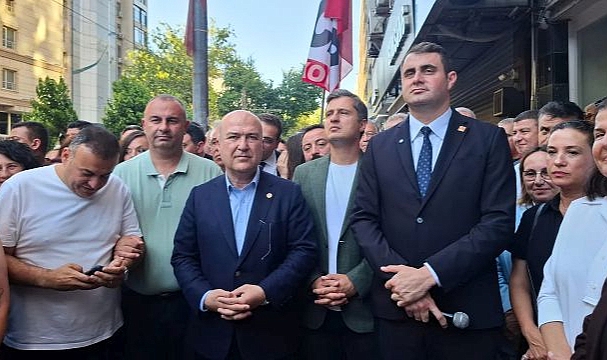Görevden alınan Güç'ten WhatsApp hamlesi