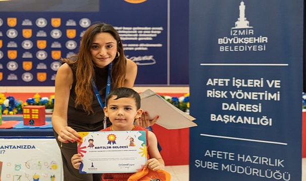 İzmir’de afet farkındalığı küçük yaşta kazandırılıyor