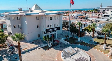 İzmir'de devam eden operasyonların bugünkü adresi Seferihisar oldu.