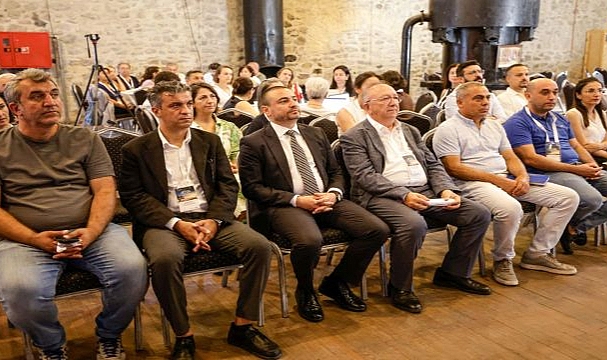 İzmir zeytininin yol haritası çiziliyor