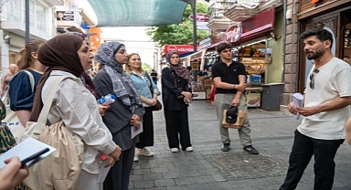 Tarık Dursun K.’nin izinde İzmir turu