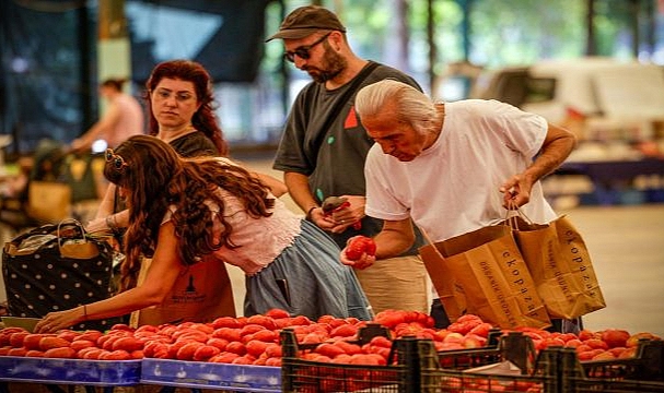 İzmir’in ömrü uzatan pazarı: Ekopazar İzmir