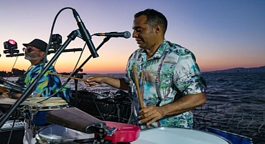 İzmir Marina’da ritim, deniz ve müzik bir arada