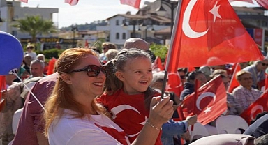 30 Ağustos coşkusu İzmir’in dört yanını saracak