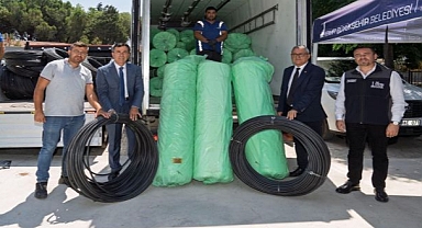 Büyükşehir’den domates ve çilek üreticisine iklim zırhı