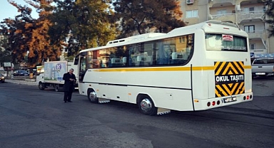 Büyükşehir’den İzmir’e 400 yeni servis aracı plakası