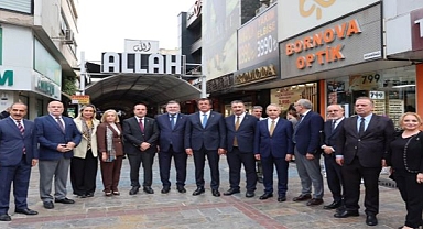 Başkan Saygılı, İzmir’de yapılan ‘Türkiye Yüzyılı Buluşmaları’nı değerlendirdi!