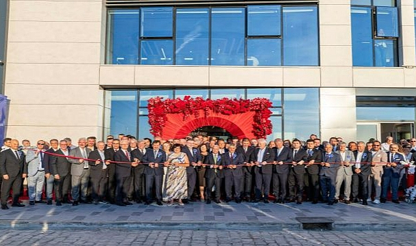 Başkan Tugay: İzmir dönüşümün öncüsü olmalı