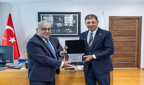Tugay: Rusya ile İzmir arasındaki ilişkileri geliştirmeye hazırız