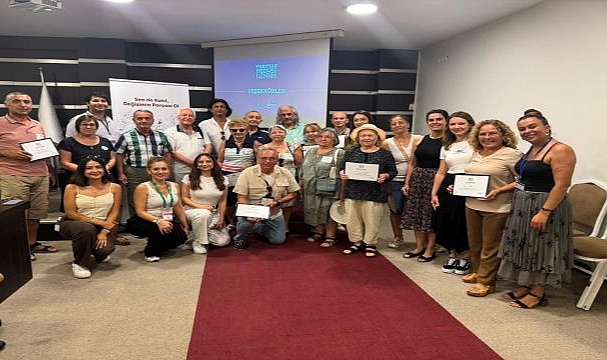 İzmir’de 30 ilçenin sesi Yurttaş Meclisi’ne taşınacak