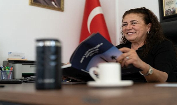 İzmir’de muhtarların günü de emeği de unutulmadı
