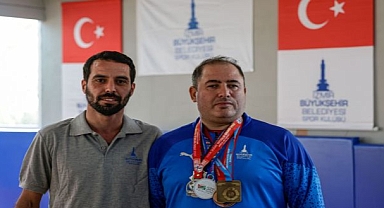 İzmir’in engelleri aşan judocusu